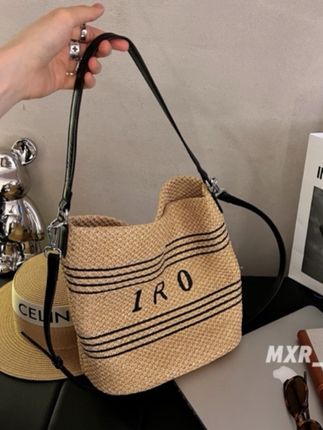 【佛罗伦萨】2025夏季草编织水桶包包大容量腋下包斜挎包托特包包#好物分享 #种草 #包包控每天更新 #包包推荐 #斜挎包