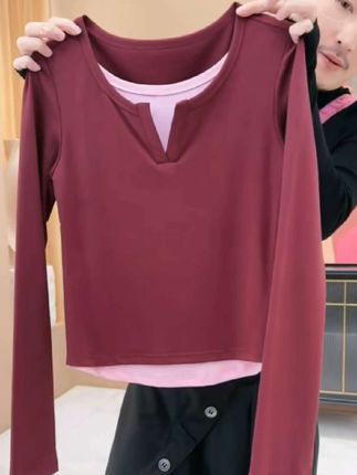 【亮哥女装】2025欧版新品波尔多红假两件高弹打底上衣#秋冬新款 #打底上衣 #长袖衫 #内外穿搭都好看 #高级感穿搭