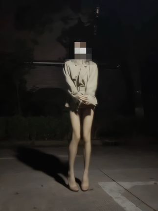 i人在外面真的很害羞啊啊啊啊 (我家小区的光怎么那么暗!)#柠檬叉编舞 #angel #御姐 #古早 #今天穿什么