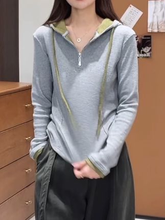 IMFLY金小金自制女装 连帽T恤DYW9811撞色半拉链连帽假两件上衣#高级感穿搭 #女装 #假两件上衣 #上衣 #百搭上衣