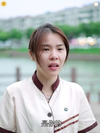 捡垃圾的姑娘竟意外成为千万富豪老板的女友?结局让人意想不到!#情感 #剧情 #正能量 #一定要看到最后 #反转