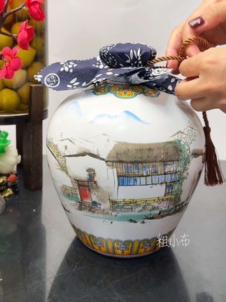 景德镇陶瓷酒瓶,酒坛,复古大气,藏酒坛,分装瓶,多种款式可选择#景德镇陶瓷 #陶瓷酒瓶 #酒坛 #泡酒瓶 #藏酒瓶