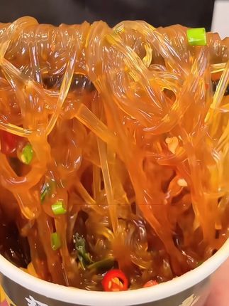 9.99到手6桶#酸辣粉 #方便速食 #美食分享 #好吃不贵经济实惠