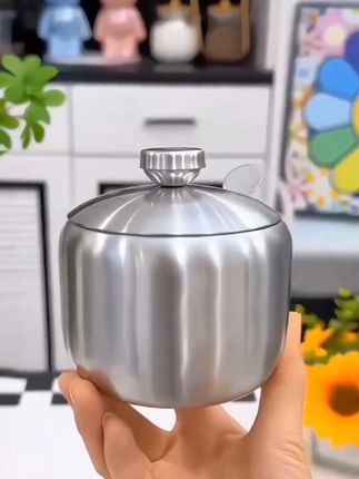 调料罐我一直都用这样的耐摔不易坏,放辣椒油,猪油,调料很不错 #调料罐#厨房好物 #辣椒罐#好东西一起分享 #美观实用