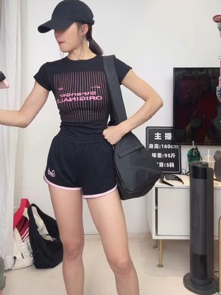 SLAMBLE女子夏季美式训练宽松辣妹防走光棉质BM短裤运动跑步热裤#运动穿搭 #健身穿搭