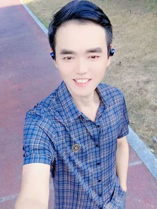 简单的爱👄简单的你,送上一朵花为你而开#纪录美好生活 #男人简单的快乐