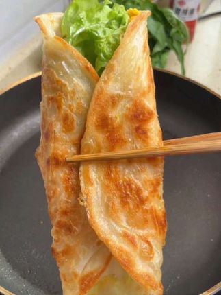 教你在家三分钟搞定好吃的早餐饼!#手抓饼#早餐饼#学会快去试试吧#妈呀太香了#手抓饼的最新吃法