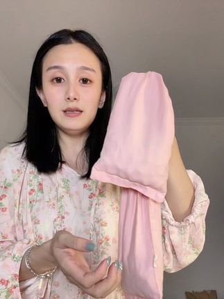 拍打袋适合不爱运动、久站久坐,爱低头玩手机的人,每天坚持10分钟,能把身体拍通,拍透就像做了肩颈按摩一样#拍打袋#初心 #甩背袋 #居家锻炼