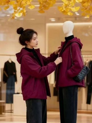 #早秋中性风穿搭 #早秋这样穿包好看的 #拿捏穿搭公式 #高级感穿搭 #减龄穿搭