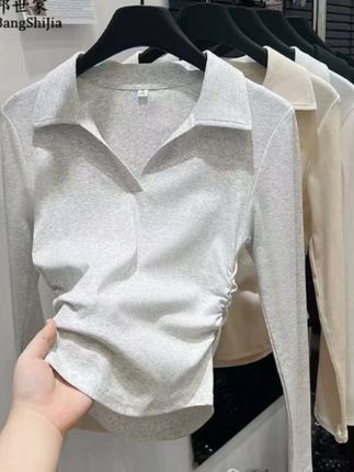 正肩POLO领长袖褶皱收腰显瘦简约设计感打底上衣外穿女#polo领长袖上衣 #褶皱收腰上衣 #遮肉显瘦不挑身材 #梨形身材穿搭 #内搭外穿都好看