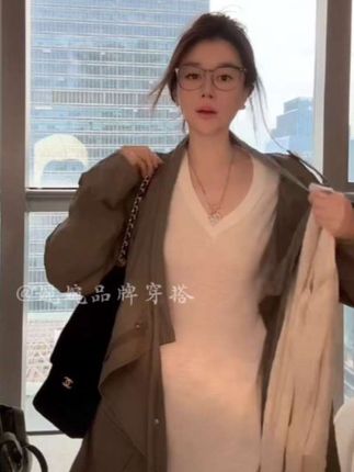 XYSF极简 秋冬万能性感王炸慵懒质感麻纱针织打底毛衣#休闲减龄穿搭 #高级感穿搭 #针织上衣毛衣 #气质女神 #视频同款点击购买