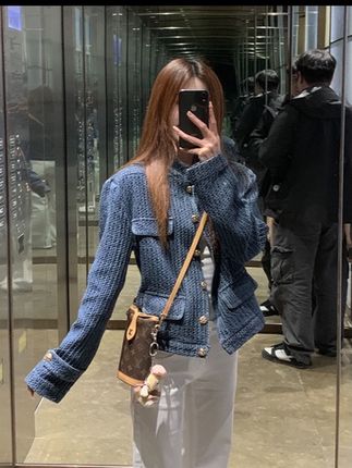 高级感蓝色肌理感提花牛仔外套女春秋韩版宽松显瘦夹克长袖短外套#短外套穿搭 #牛仔外套 #外套分享