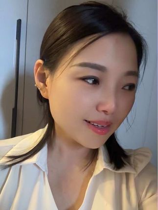 感情这东西,真心的人都输了,吃醋的人也输了,专一的人也输了,重感情的人也输了,只有无所谓的人,都赢了。#仅有一次的人生 #一场相遇却留下一生的回忆