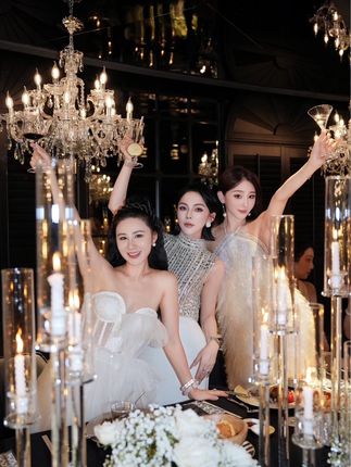 小时候以为喝酒半夜不回家的都是坏人,长大了发现那些都是我的朋友#陈思霓 #徐珊 #好友聚会#生日
