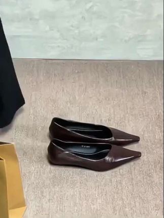#单鞋 #尖头高跟鞋 #哎哟喂你鞋真好看 #软底软面穿上超舒服 #宝藏鞋子