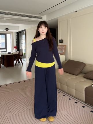 #休闲舒适 #梨形身材穿搭 #这么穿显瘦20斤 #套装穿搭