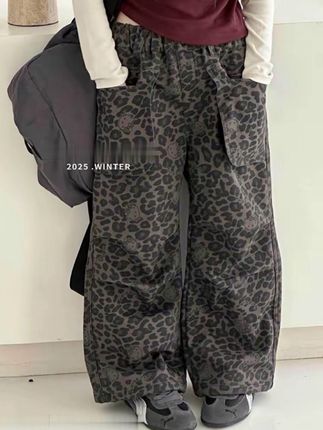 #豹纹裤 #女童穿搭 #休闲裤 #女童休闲裤 #女童加绒裤子