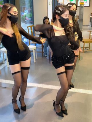 中秋节祝大家节日快乐#中秋节 #夜猫舞团 #广州 #抖音潮流舞蹈地图 #舞蹈