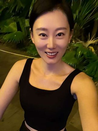 监督我运动爬山哈