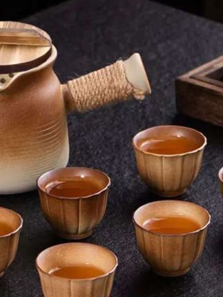 【带盖】烤奶茶罐罐壶围炉煮茶可明火干烧粗陶陶瓷煮茶陶罐侧把壶#烤奶茶罐 #烤奶茶 #侧把壶 #围炉煮茶 #陶瓷侧把壶 @DOU+小助手 @上热门话题🔥🔥🔥🔥