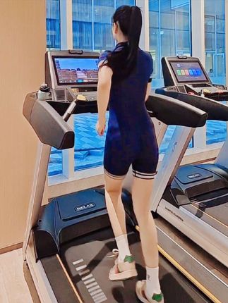 自律的顶端就是享受孤独,孤独到极致便是蜕变与重生!#人生就是一场历练 #如何能让情绪稳定下来 #这事你怎么看 #回归本心 #共情瞬间