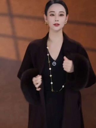 【暮色巴黎】100%初剪绵羊毛高贵轻奢芬兰进口狐狸毛可拆卸城之萱#时尚气质穿搭