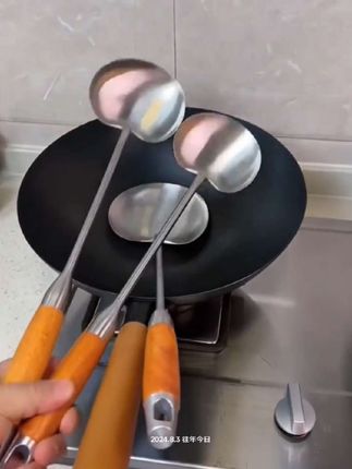 长柄炒菜勺,防烫贵州炒菜瓢,家用厨房不锈钢铲勺铲子,商用加厚锅铲#炒勺 #炒菜勺 #长柄不锈钢炒勺 #贵州炒菜瓢
