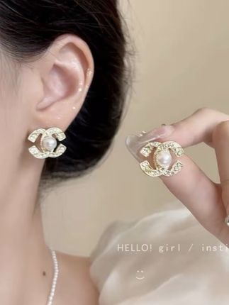 双 c 小设计 也太好搭了#耳钉 #耳饰 #耳环 #首饰 #首饰分享