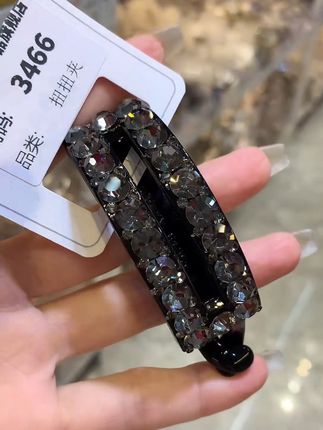 韩版香蕉夹,高马尾神器!这也太好用了吧,一秒打造韩系发型。 #上热门 #头饰发饰 #夏季穿搭 #高马尾 #香蕉夹用法