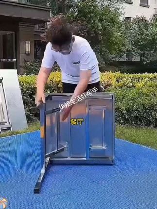 加厚不锈钢折叠桌,家用饭桌夜市租房饭店餐桌户外摆摊桌夜市烧烤桌#加厚不锈钢折叠桌 #饭桌 #餐桌