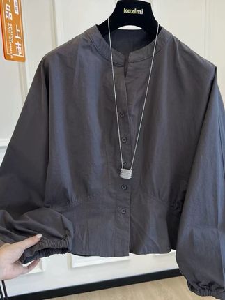 韩系休闲秋季新款时尚小众设计感蝙蝠袖衬衫宽松圆领显瘦好看上衣#休闲时尚#韩系风格#设计感十足#蝙蝠袖#衬衫