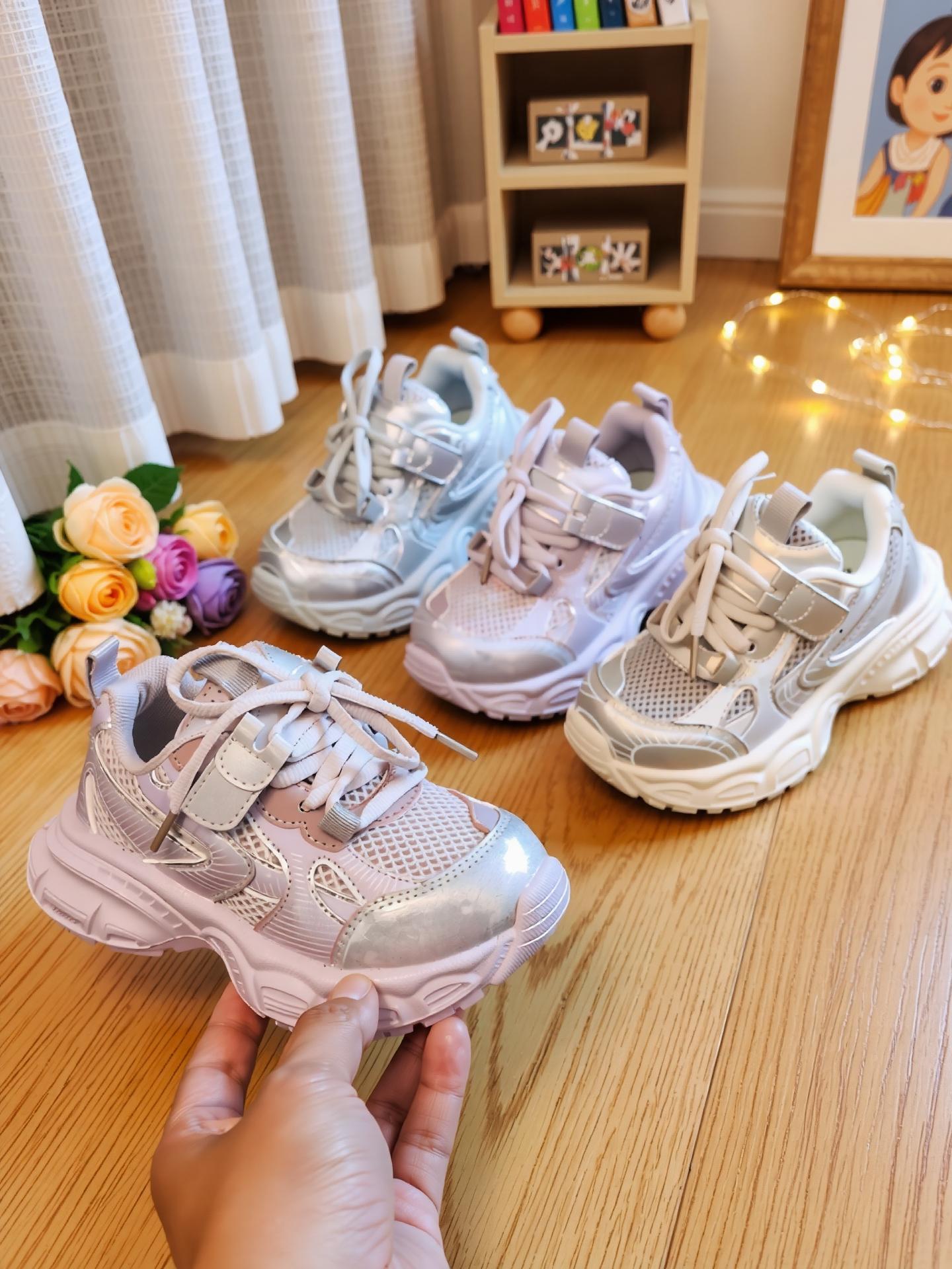 #儿童运动鞋 #春秋款童鞋 #老爹鞋推荐 #女鞋推荐 #童鞋推荐 芭芭鸭儿童运动鞋加绒加厚潮牌2024春秋款女童二棉鞋子男童老爹鞋