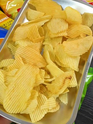 #噜咪啦 #薯片 #超便宜超划算 #追剧小零食 #好吃到停不下来