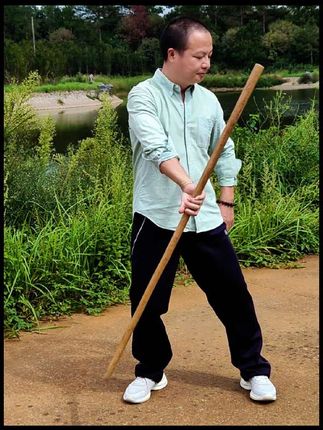 这个地方风景不错,用来练习棍术,可谓心旷神怡 #棍花慢动作教学 #棍术基本功 #少林齐眉棍#随时随地标记一下 #这是我的非遗献礼