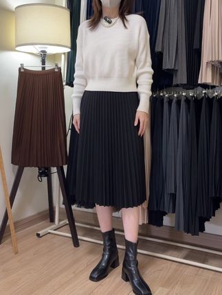 不挑身材的半身裙 #简约大气 #显高显瘦 #基础款 #冬季穿搭 #显瘦百搭