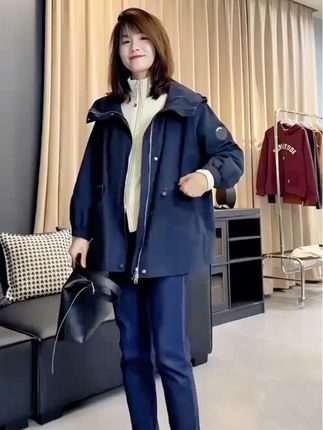 韩版防风连帽拉链冲锋衣外套女秋冬季新款宽松休闲中长款风衣外套#风衣外套#冲锋衣#冲锋衣外套 #穿搭分享