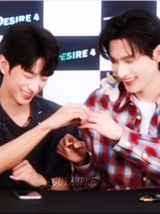 求婚了 昨天太可爱了#奖励cp #狼兔cp #李沛恩 #江衡 #向佐