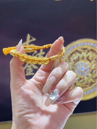 祝我们,爱财悦己 风生水起 福寿双全 多财多亿 逆风如解意 多赚人民币#黄金首饰 #玩个很新的东西 #遇见好风光#金德美黄金#足金999