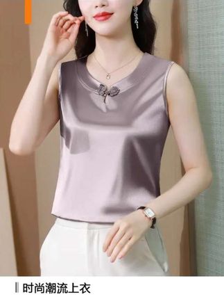 设计感盘扣吊带小背心女内搭打底衫夏季遮肉显瘦醋酸缎面无袖上衣#早秋秀场抄作业告别路人感 #百搭上衣 #春秋新款 #气质穿搭 #内搭外穿都好看
