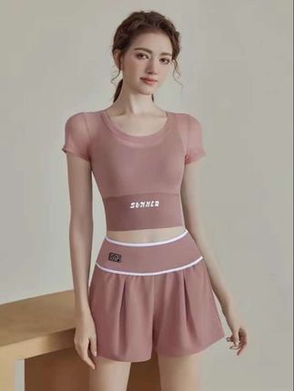 #健身穿搭 #瑜伽服 #普拉提衣服推荐 #见人不如健身 #运动穿搭