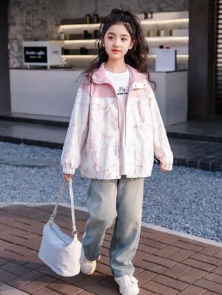 女大童春秋外套#女孩上衣外套#初中生外套#春秋冲锋衣#儿童上衣外套