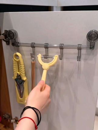 #吸盘挂钩 #吸盘滑轨挂钩 #厨房挂钩 #免打孔挂钩