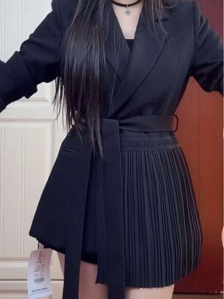 #小个子西装外套 #早秋新款 #设计感西装外套 #气质修身显瘦 #我又心动了
