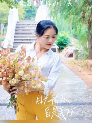 #公园湖边美景 #栾树开花了,太美了 💐💐