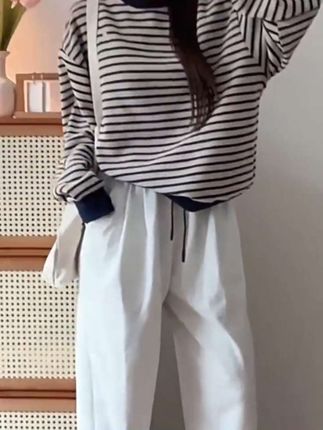 复古港味条纹卫衣女春秋季2025新款爆款宽松慵懒风外套潮#卫衣穿搭 #秋季爆款 #慵懒风穿搭 #复古港风 #穿搭