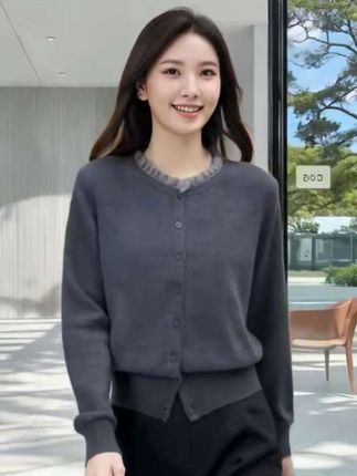 秋季新款针织毛衫长袖极简风毛衣洋气时尚百搭气质显瘦上衣女#时尚穿搭时尚穿搭时尚 #初秋一周不重样穿搭 #早秋冷冽又随性的气质穿搭 #早秋贵气感穿搭