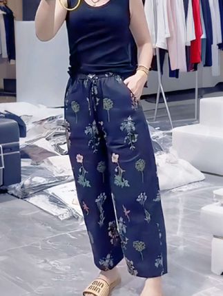 #休闲减龄穿搭#休闲裤印花休闲裤女夏季薄款大码胖mm显瘦九分裤高腰百搭宽松阔腿小花裤#夏季新款 #显瘦九分裤 #百搭小花裤