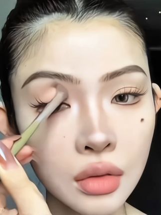 方圆脸不要画亚裔妆,不然你会发现原来你还可以这么美 #亚裔妆容 #欧若妆教程#黄黑皮亚裔妆教程