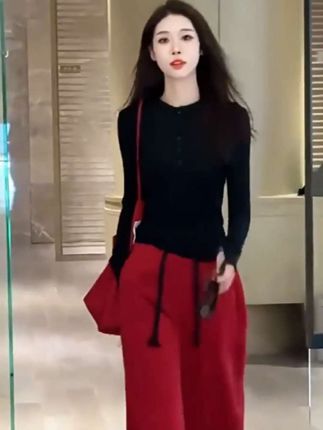 时尚减龄套装两件套 #套装两件套 #时尚减龄#洋气百搭 #秋季新款 #搭配技巧