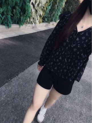 “你对我好到什么程度,我就旺你到什么程度,你对我坏到什么程度,我就会克你到什么程度,心软的时候,你说什么是什么,心硬的时候,你说你算什么?”#穿搭